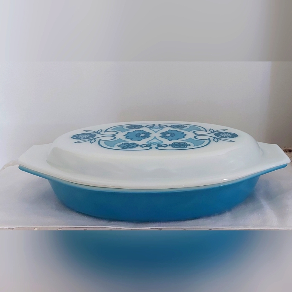 Pyrex Horizon Blue Casserole Dish, Rare Oval Divided Serving Dish